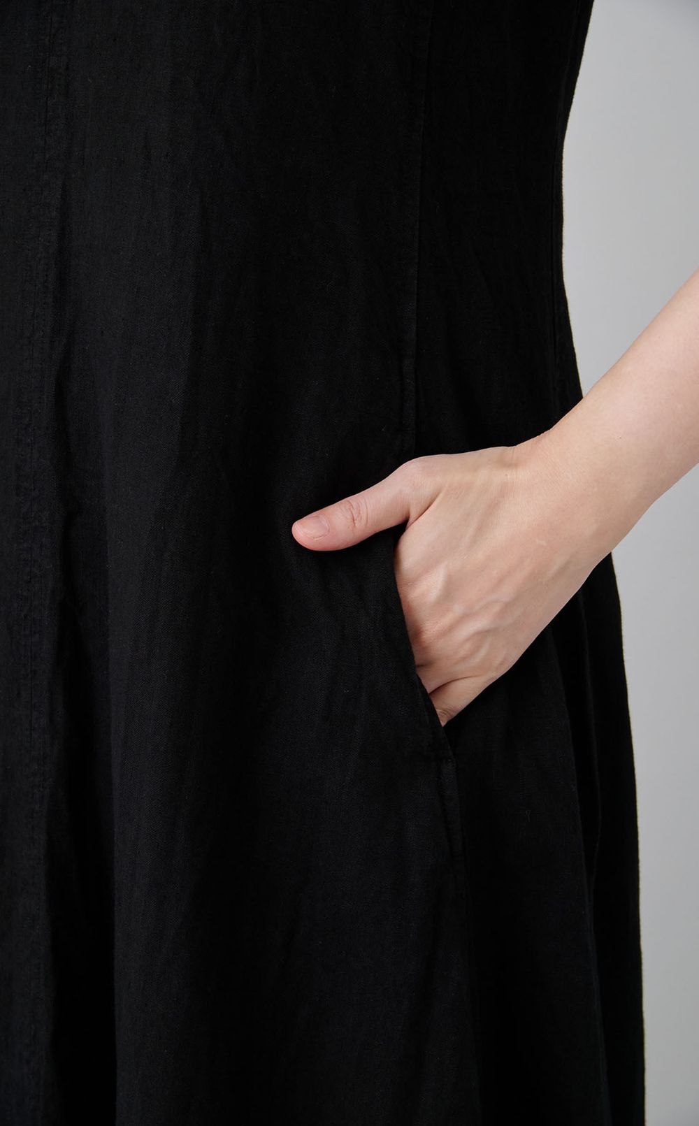 【reADdress】Vネックリネンノースリーブワンピース