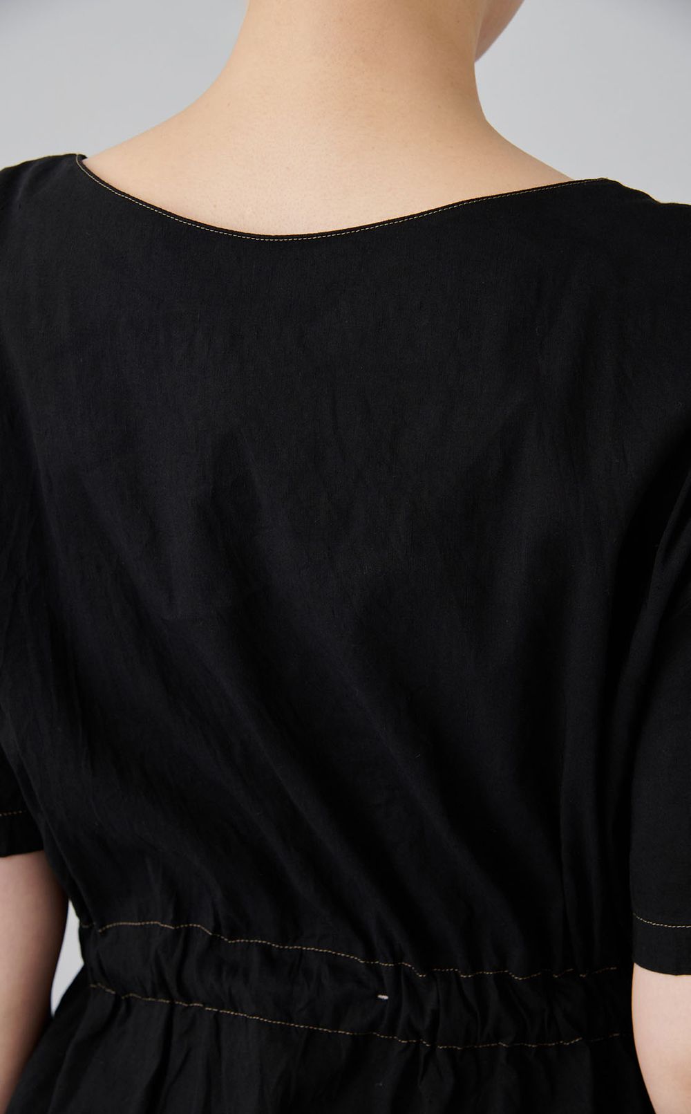 【reADdress】サイドスリットフレアブラウス