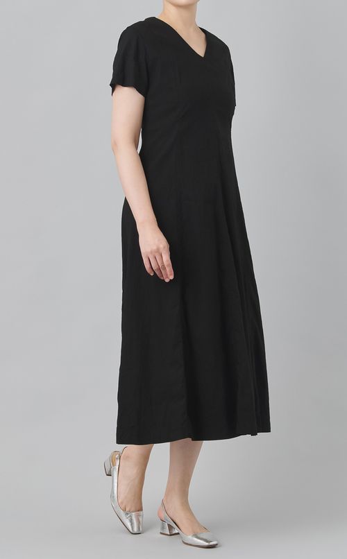 【reADdress】Vネックフレアワンピース