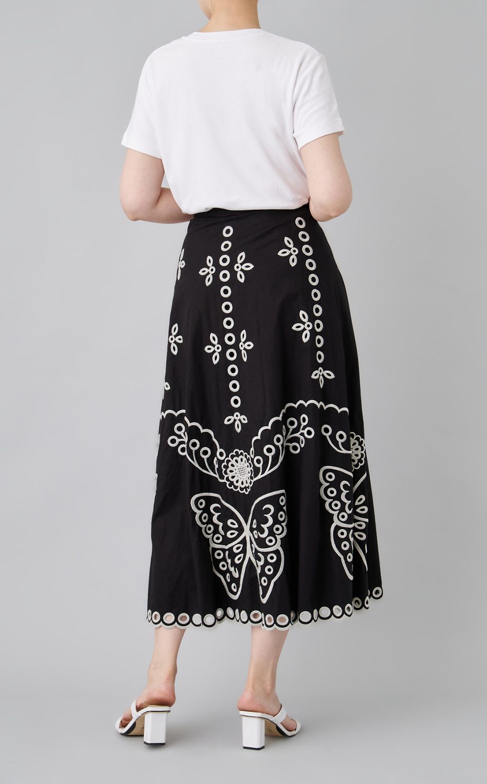 【reADdress】カット刺繍フレアスカート