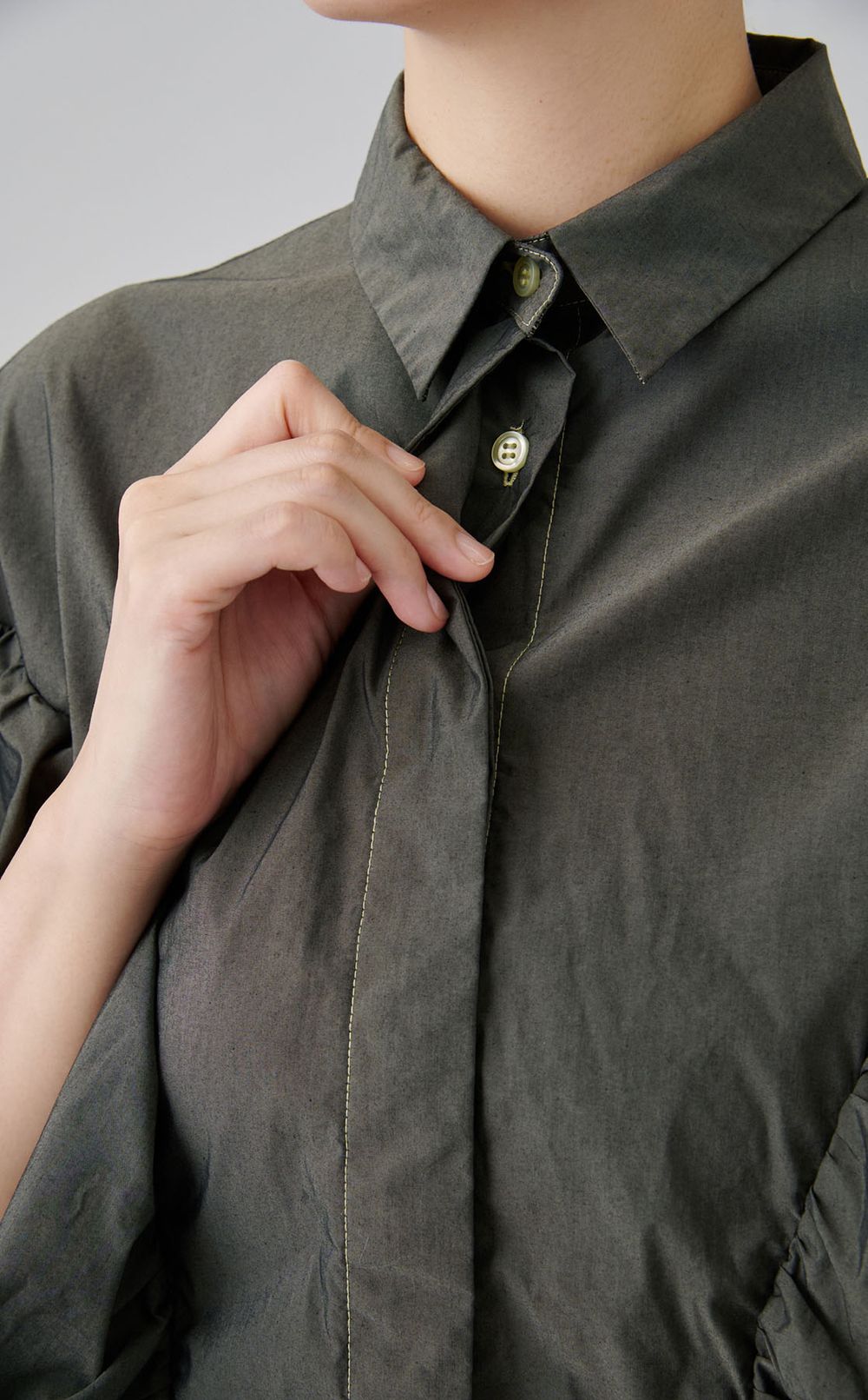 【reADdress】ギャザーフレアスリーブブラウス