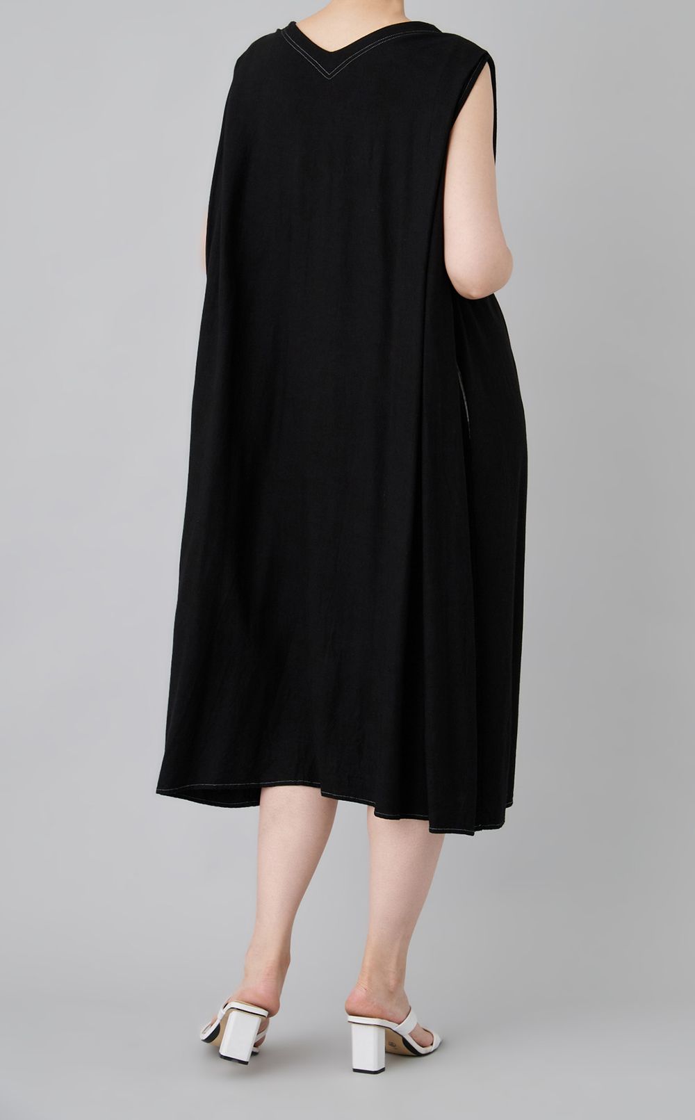 【reADdress】リネン混ペイズリータックワンピース