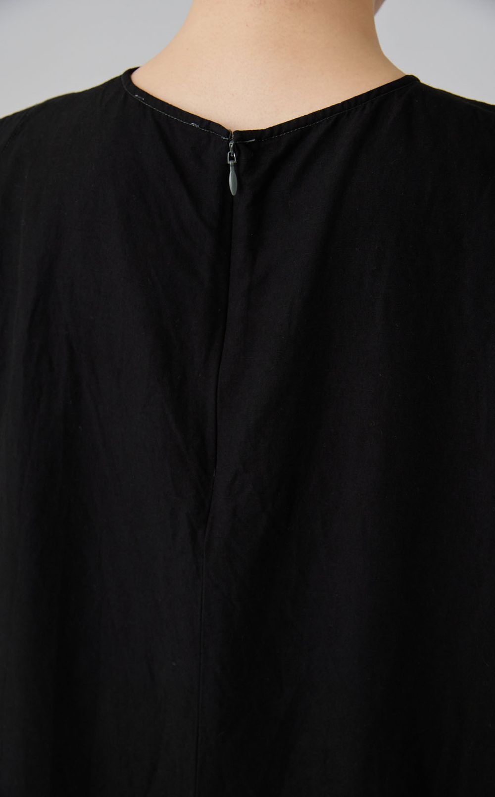 【reADdress】リネン混ノースリーブブラウス