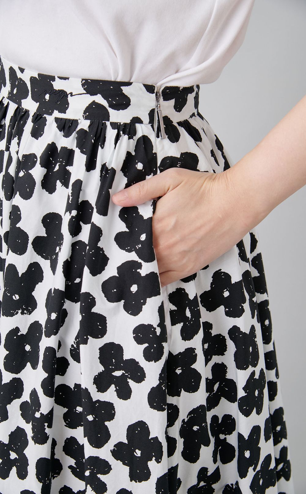 フラワープリントポプリンタックスカート