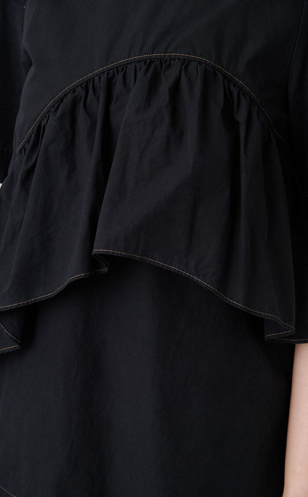 【reADdress】アシンメトリーラッフルTブラウス