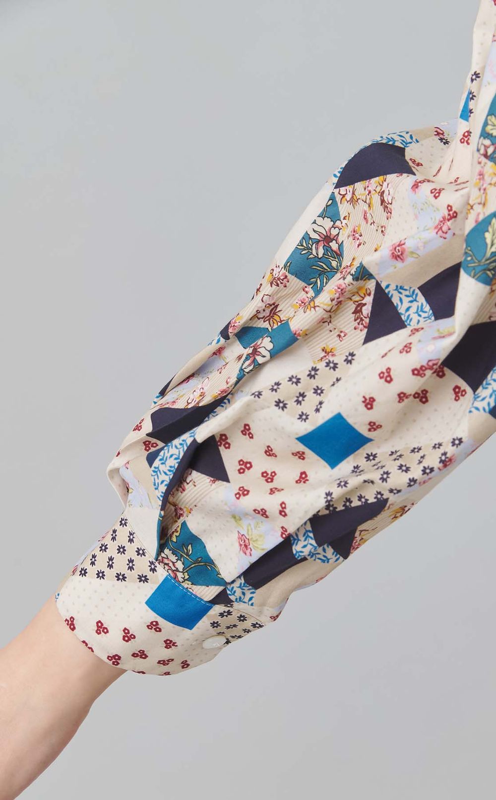 パッチワークプリントコットンブラウス