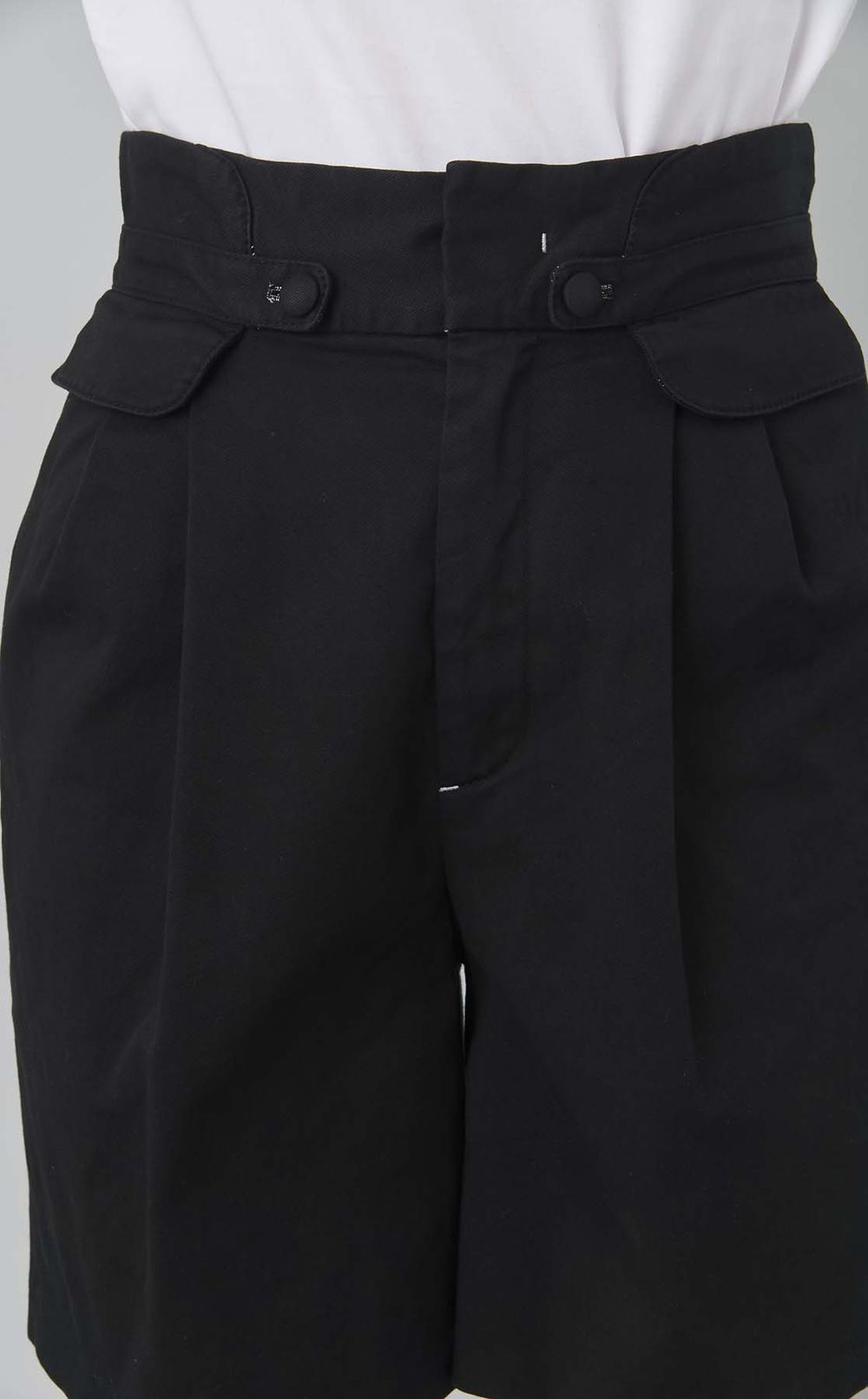 【reADdress】タックデザインショートパンツ