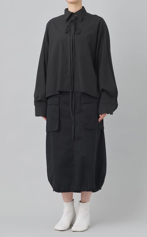 バックネックオープンシャツ