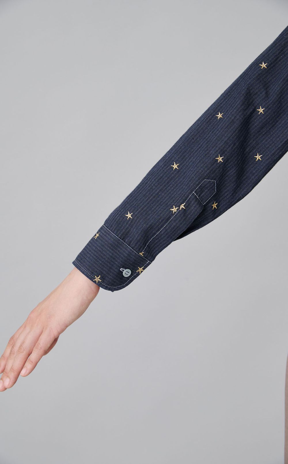 【reADdress】フロントフリルストライプシャツ