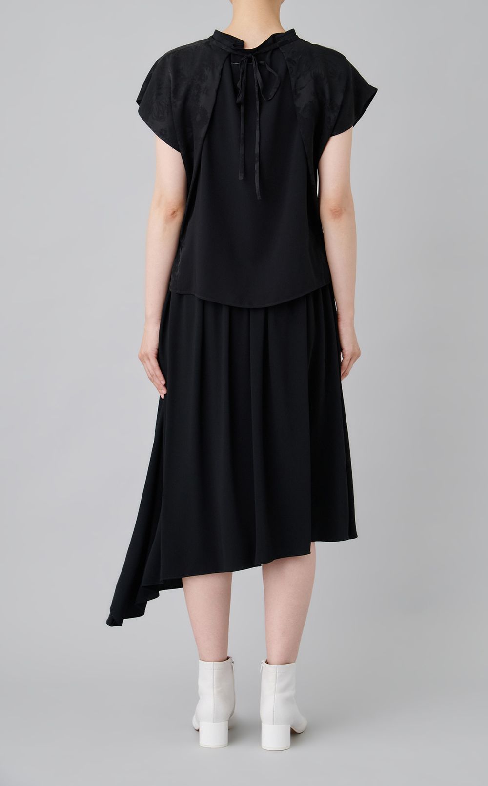 フラワージャガードブラウス