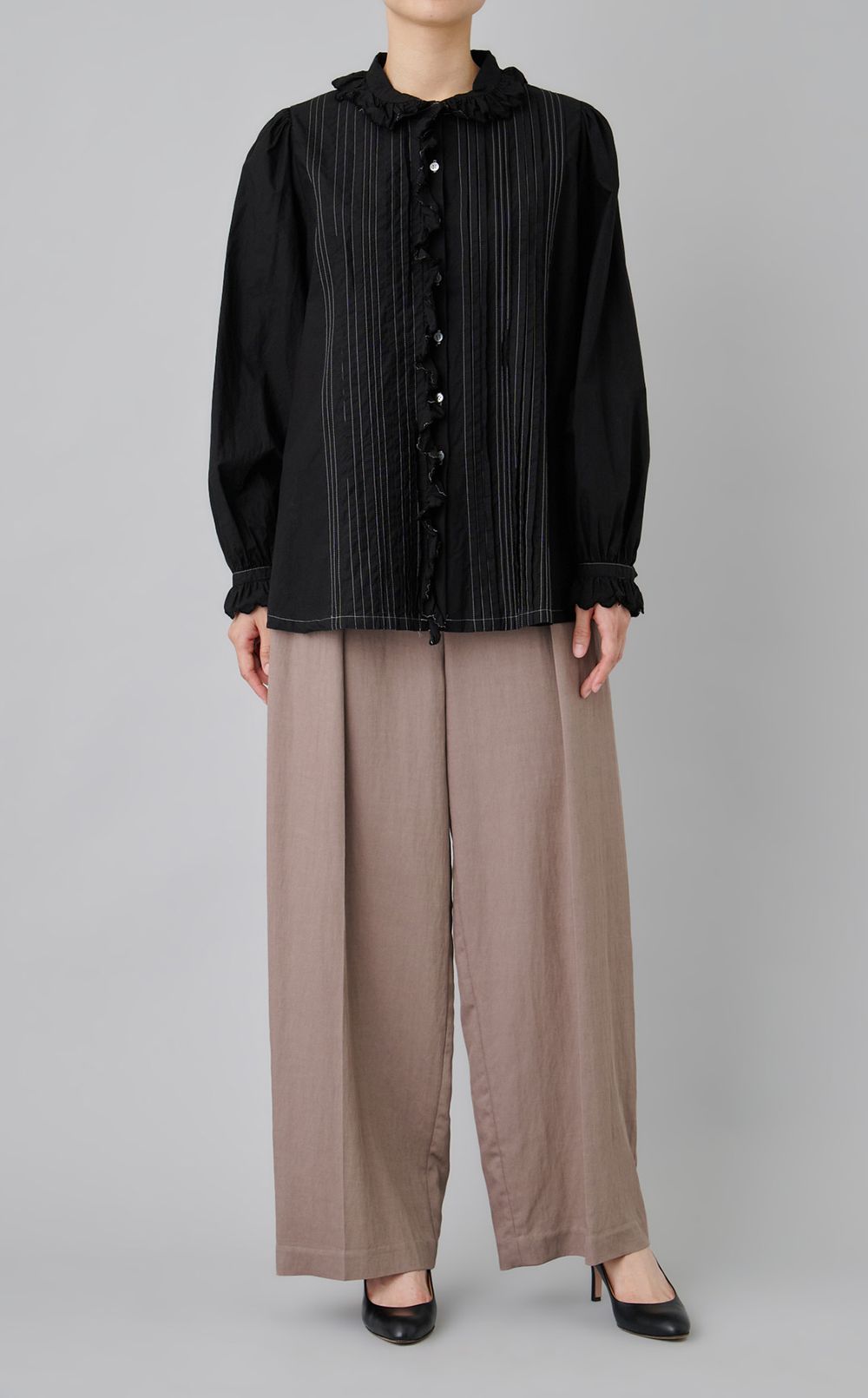 【reADdress】フリルカラータックブラウス