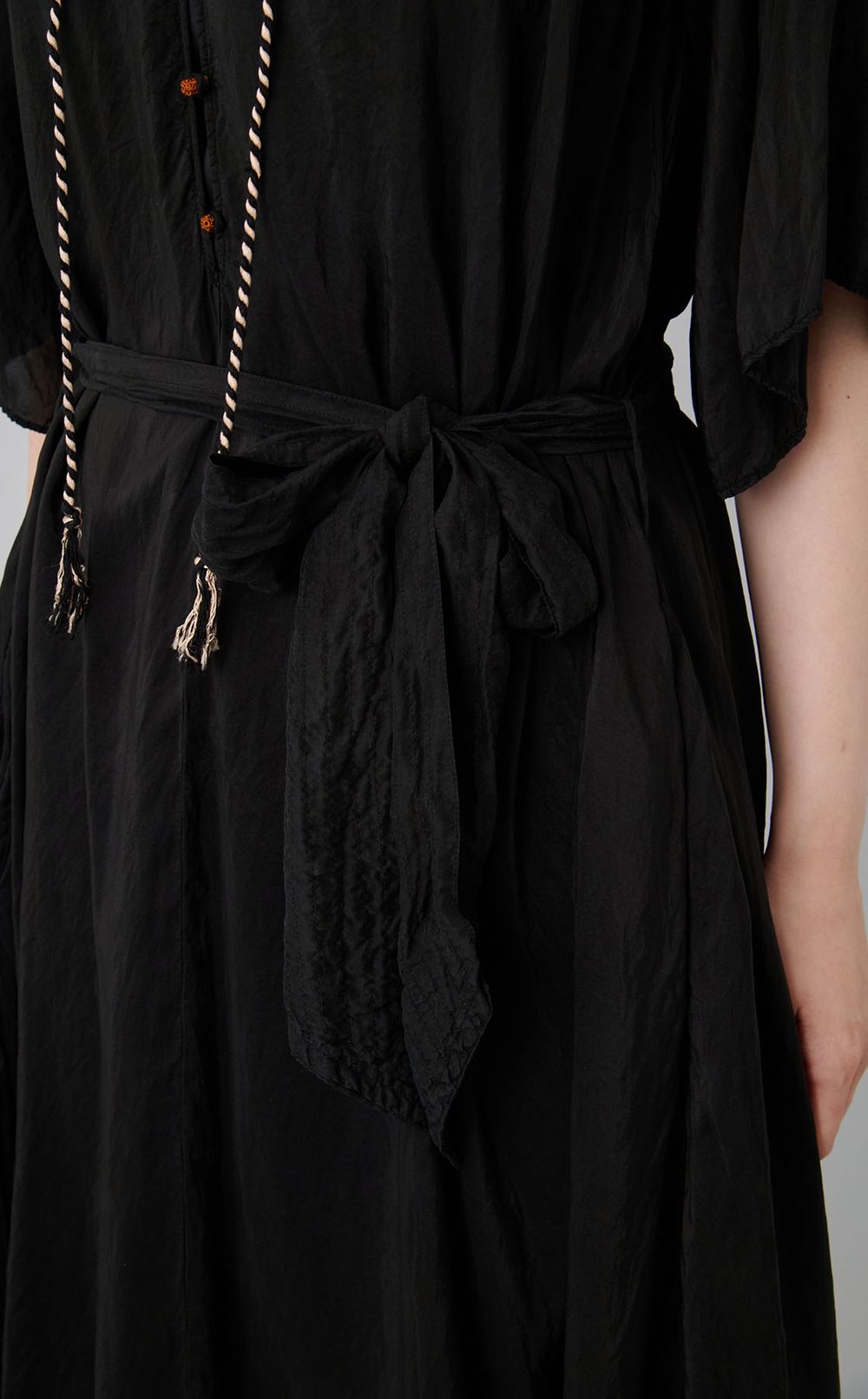 【reADdress】ラウンドネックロングワンピース