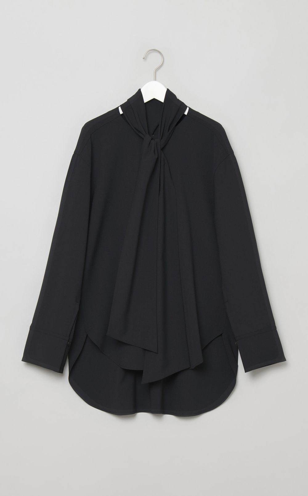 スカーフボウタイシャツ