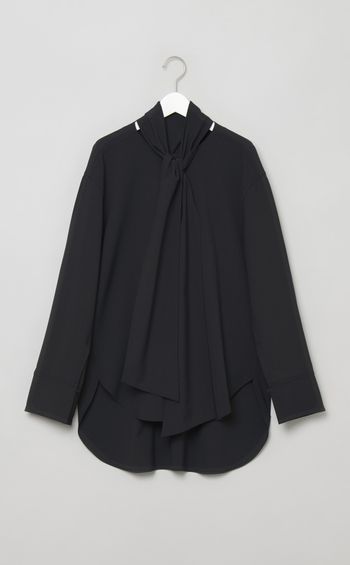 スカーフボウタイシャツ