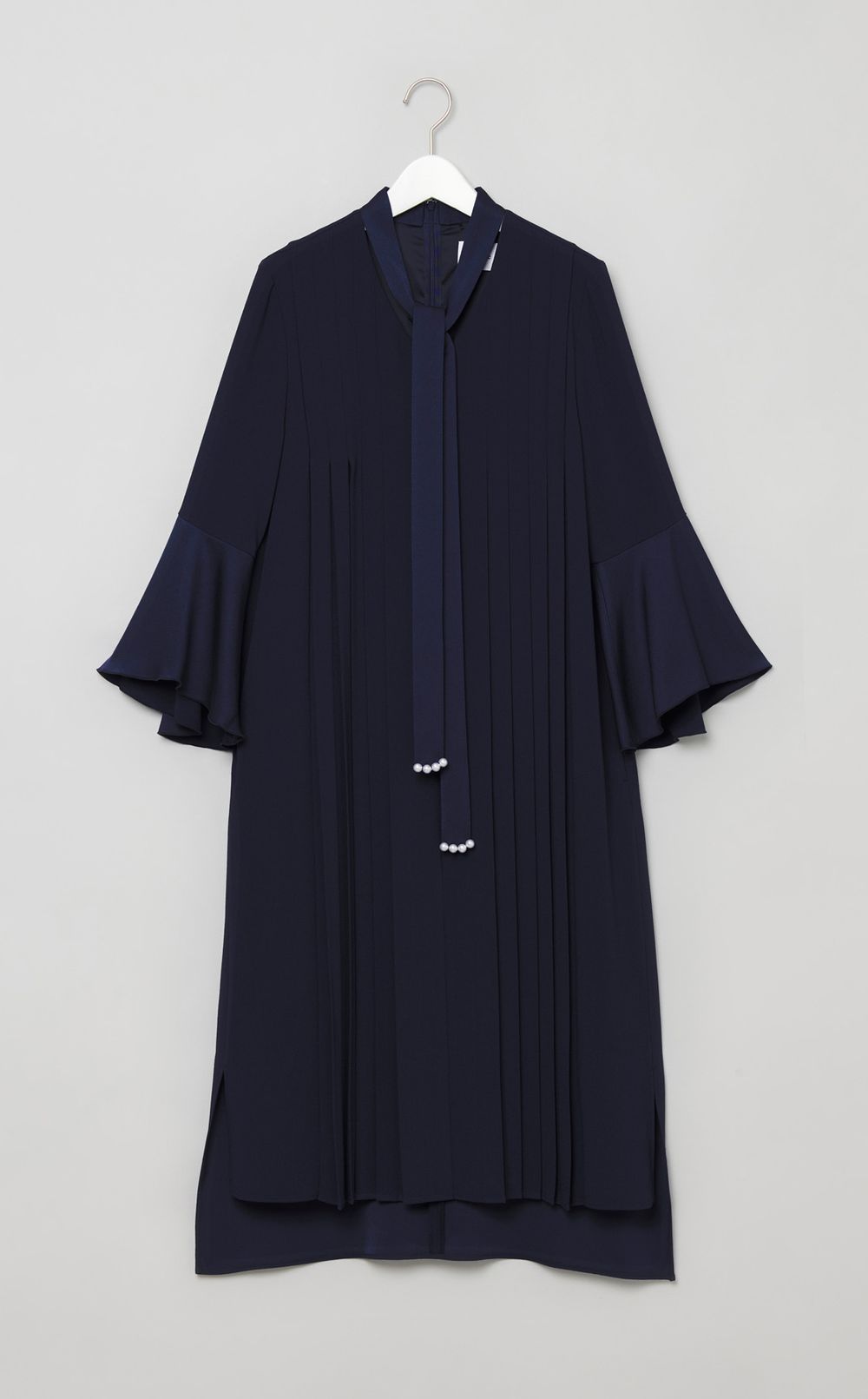 パールタイプリーツワンピース