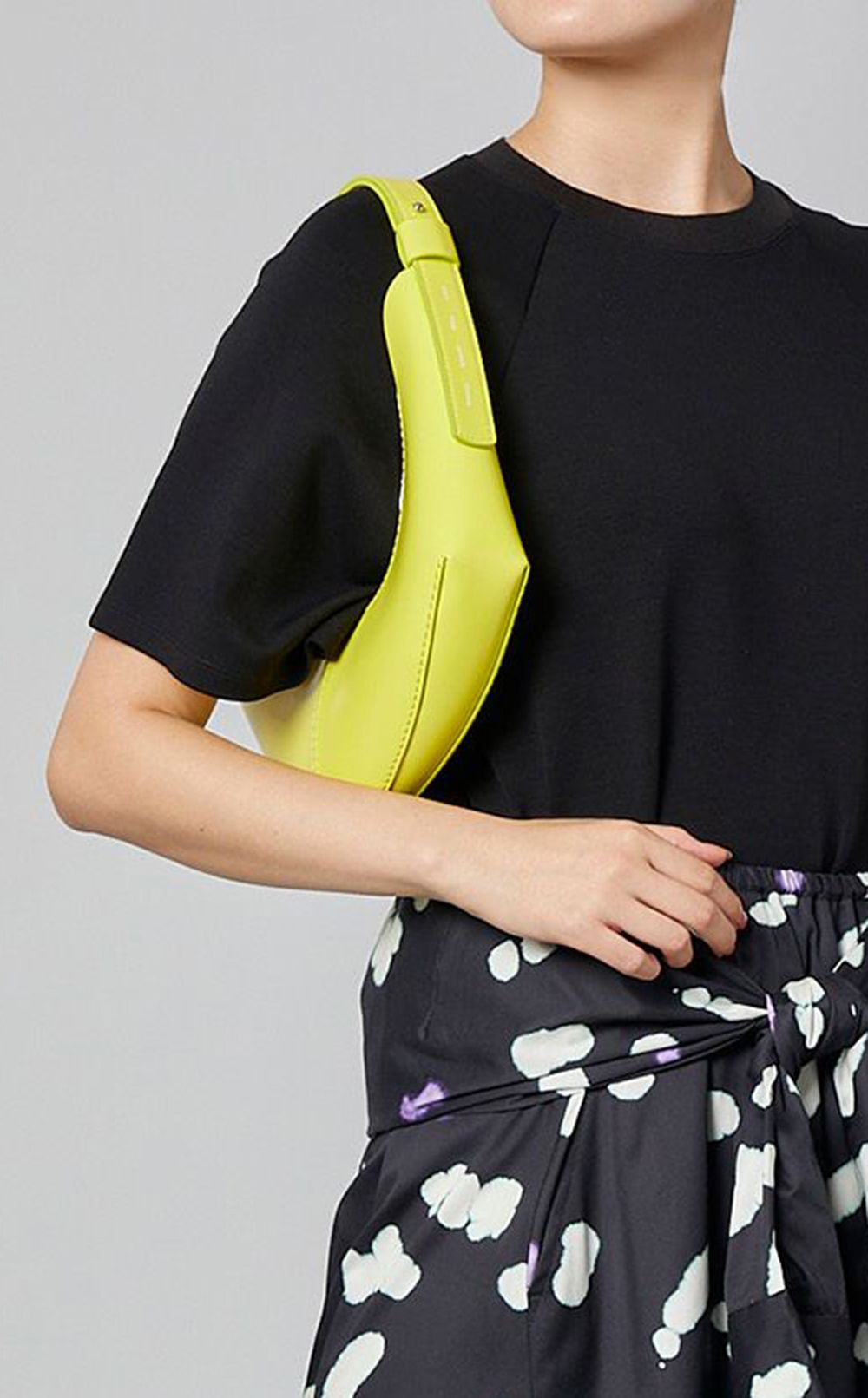 Chrystieスモールレザーバッグ