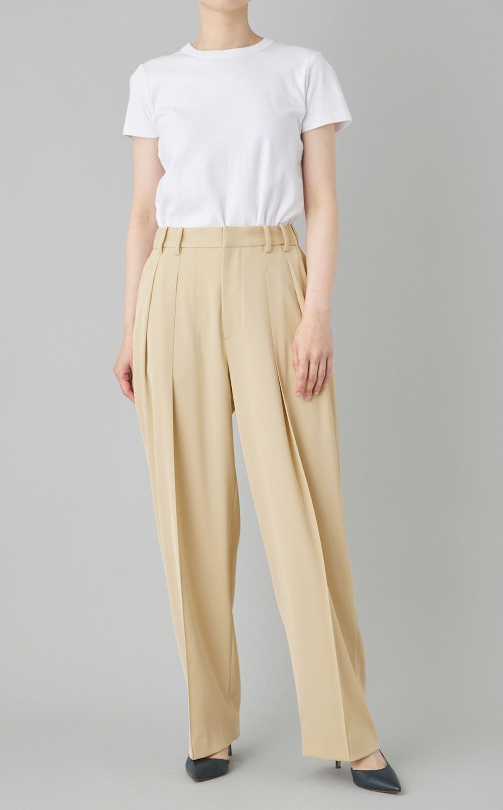 2タックツイルテーパードパンツ