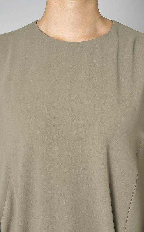 アシンメトリードレープワンピース