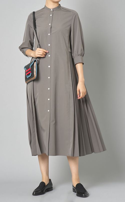 ALPHAレザーフラットショルダーバッグ