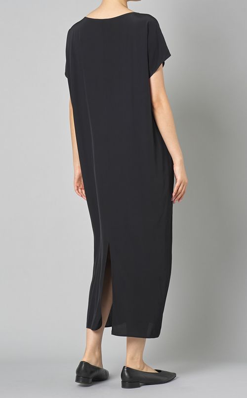 ハーフスリーブイージードレス