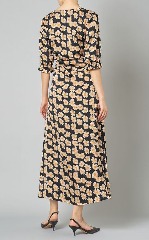 フラワーVネックギャザーワンピース