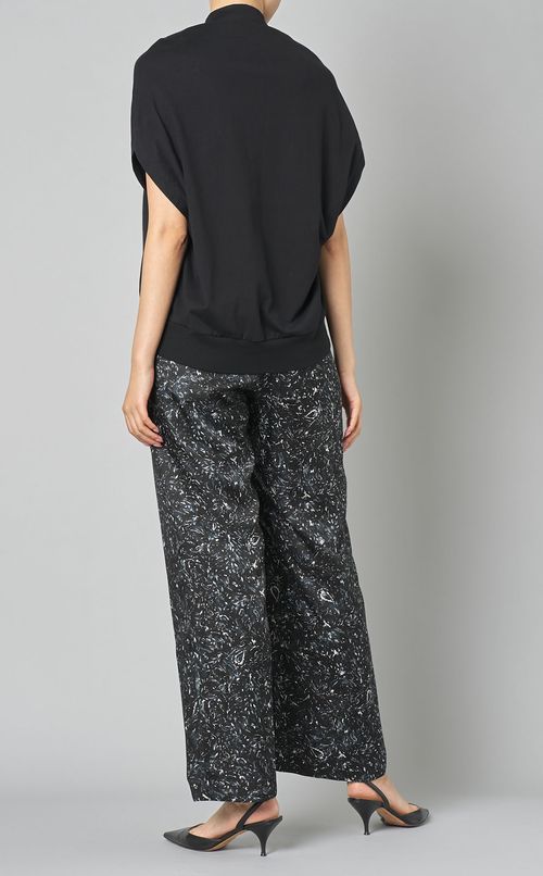 バードエンブロイダリートップス