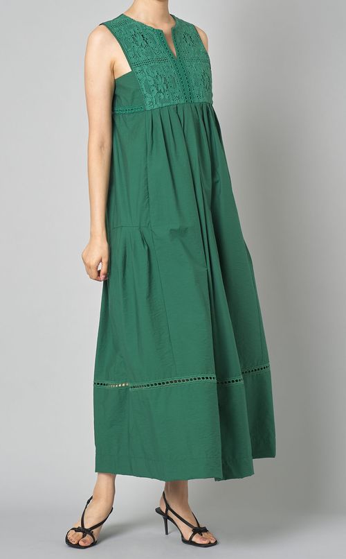 エンブロイダリーギャザーロングワンピース