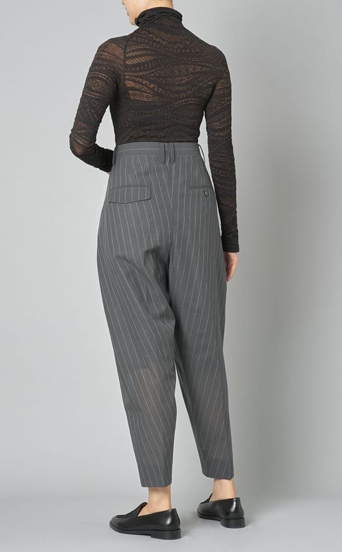 エスニックジャガードハイネックニット