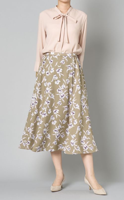 フローラルプリントスカート