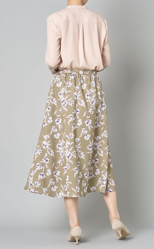 フローラルプリントスカート