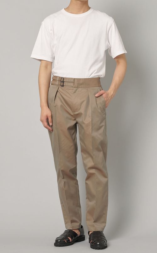 ダブルバックルパンツ