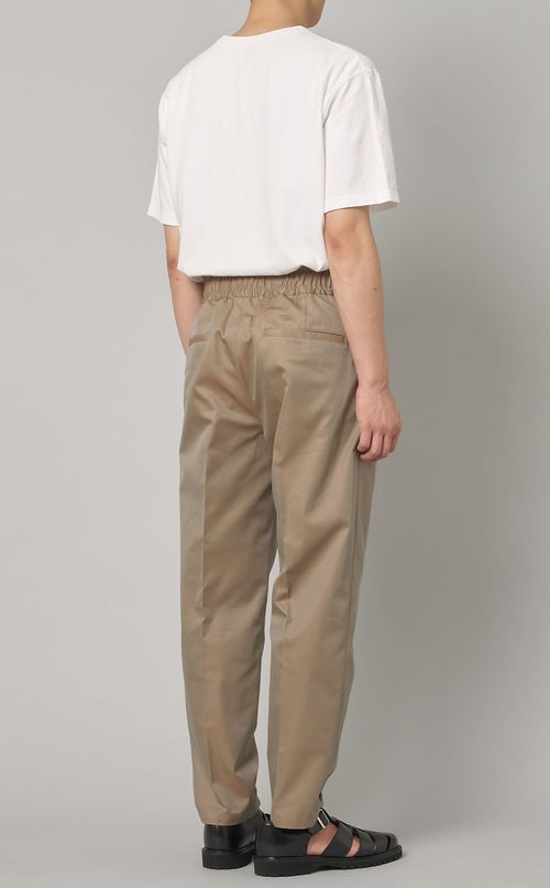 ダブルバックルパンツ