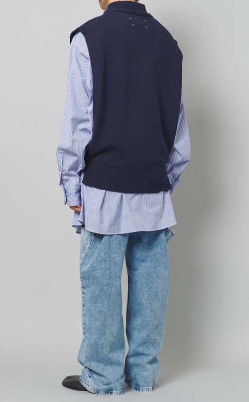 サイドスリットVネックニットベスト