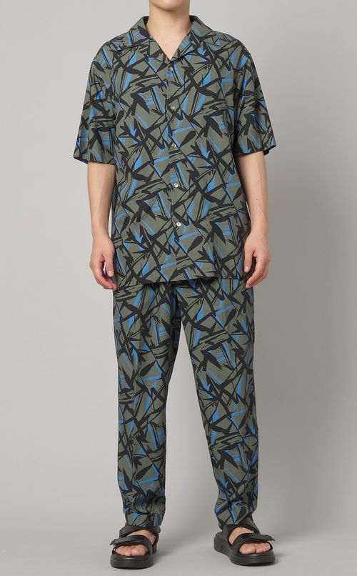 バティック柄ショートスリーブシャツ