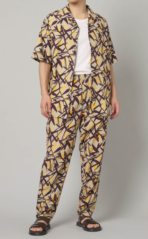 バティック柄ショートスリーブシャツ