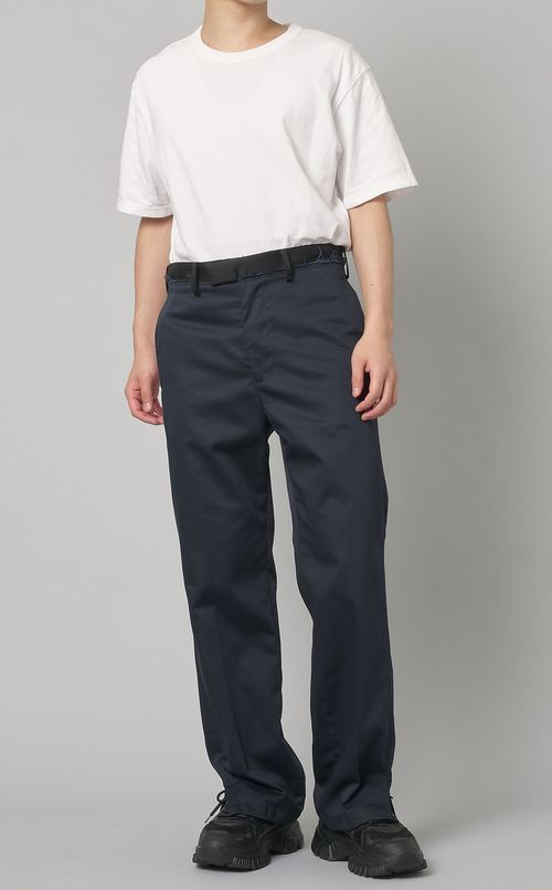 スリットスリムパンツ