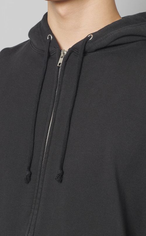 バックプリントジップフーディ