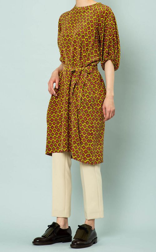 センタープレスパンツ