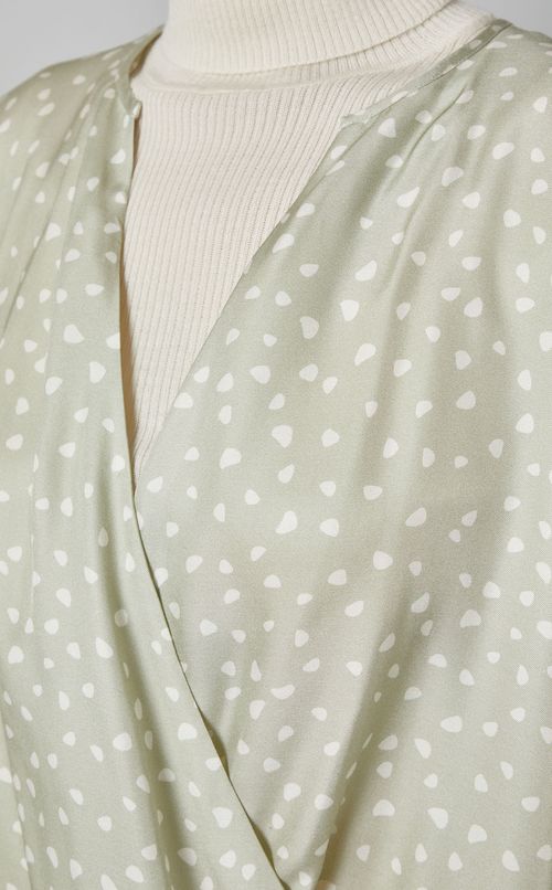 変形ドットカシュクールブラウス