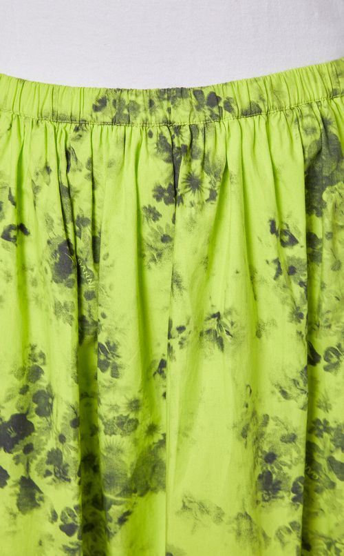 フラワープリントティアードスカート