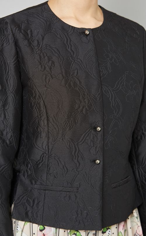 ふくれジャガードノーカラージャケット