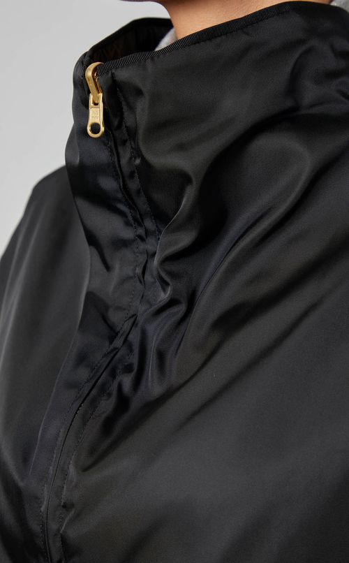 リバーシブルナイロンジレ