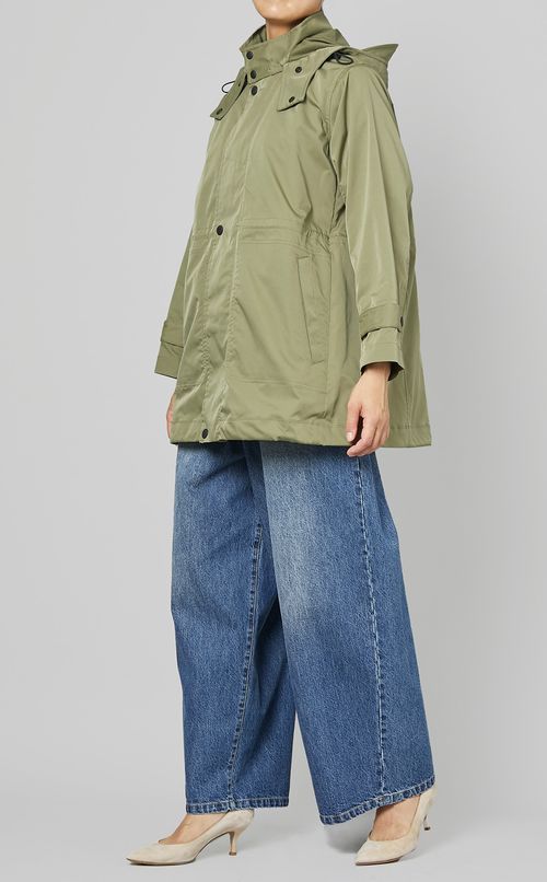 ショートフードライトコート