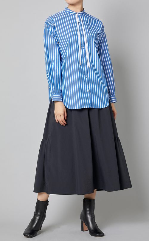 タイプライターバックヘムスカート