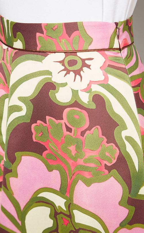 サテンプリントフレアスカート