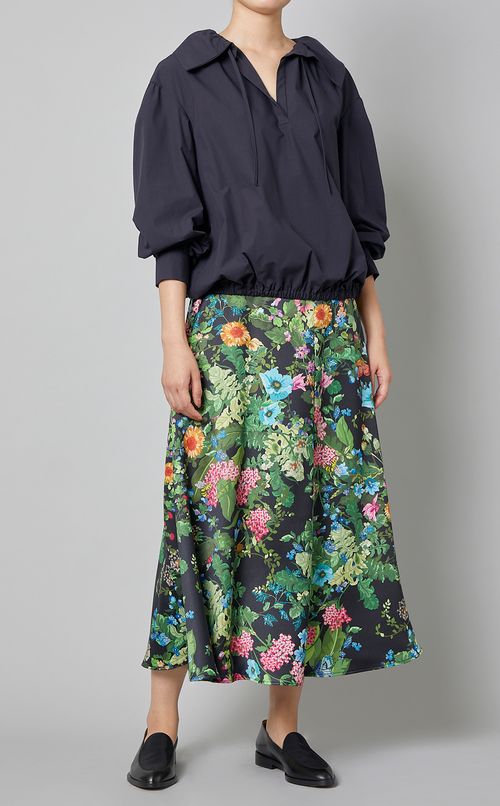 サテンプリントフレアスカート