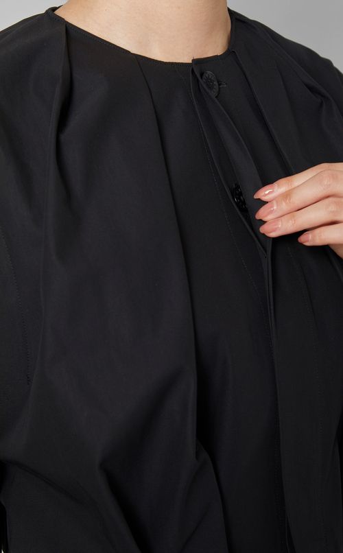 クロップドブルゾン