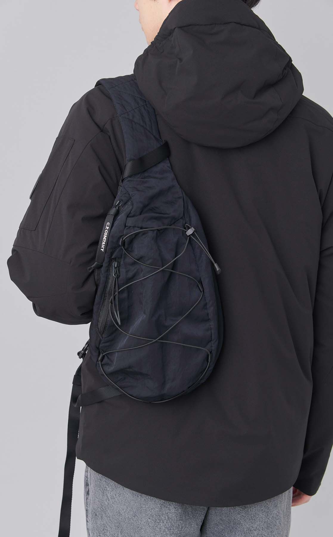 C.P. COMPANY｜クロスボディバッグ