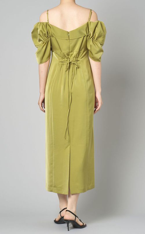 ドレープオフショルダーサテンドレス