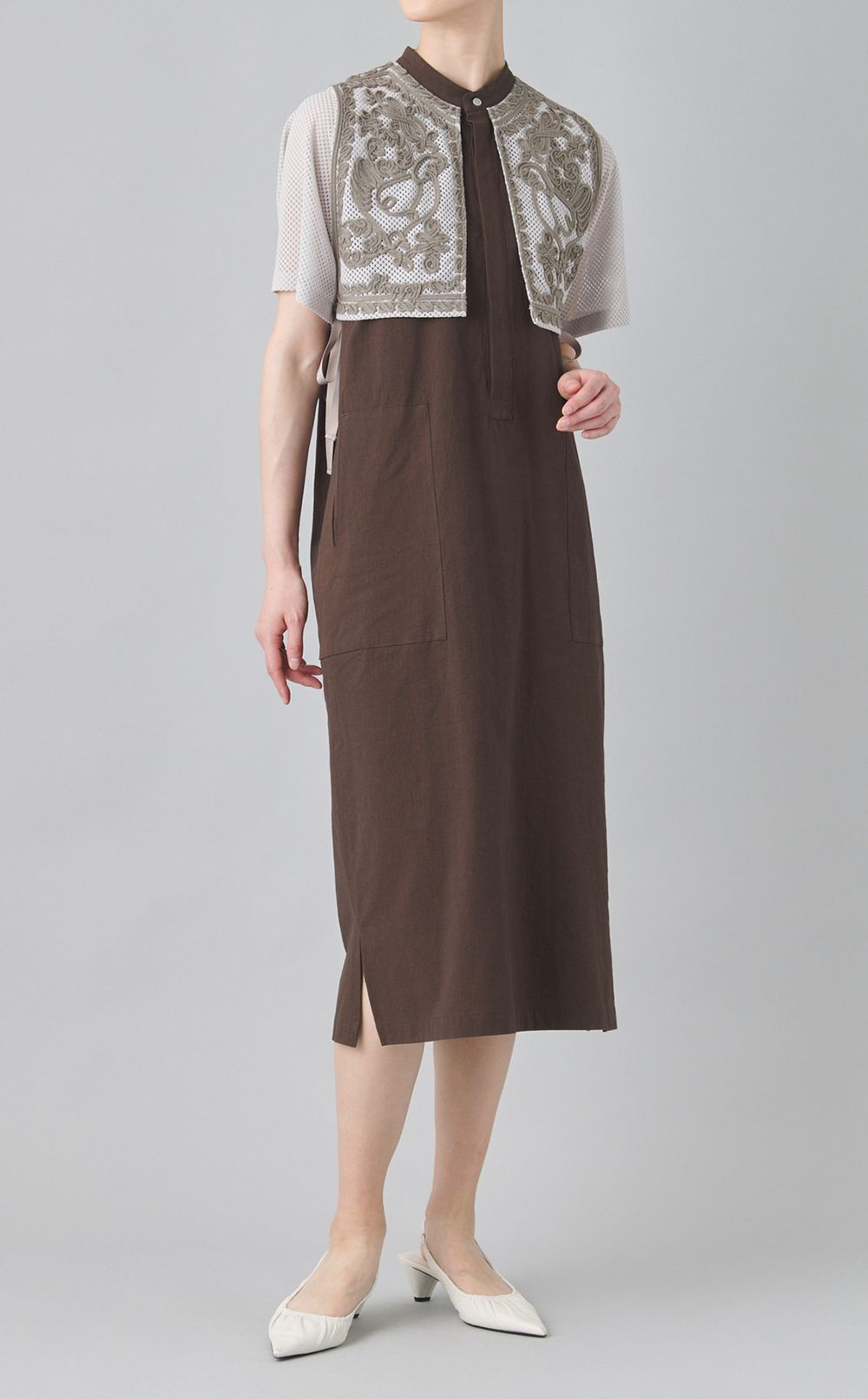 コード刺繍 Iラインワンピース